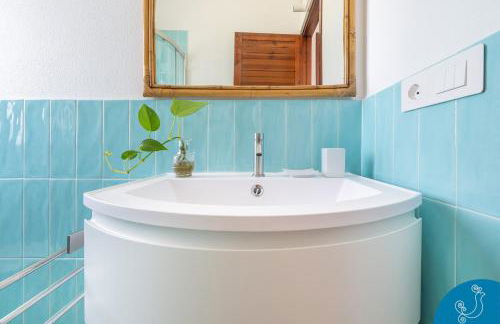 La Bouganville - House with garden and sea view - Foto 31