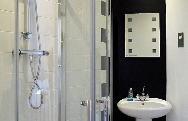 Crieff Armoury Luxury Self Catering Apartment - Foto 69