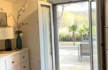 The Boathouse, at the lake - Photo 30