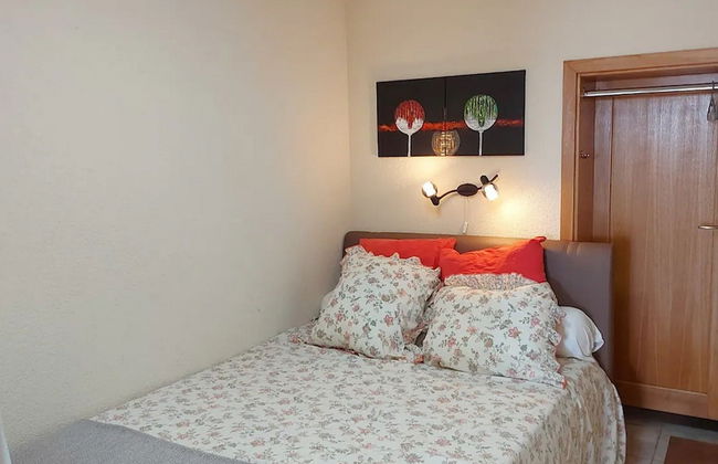 Coastal Charm in Kaštel Kambelovac With Terrace & Sea Views - Foto 1