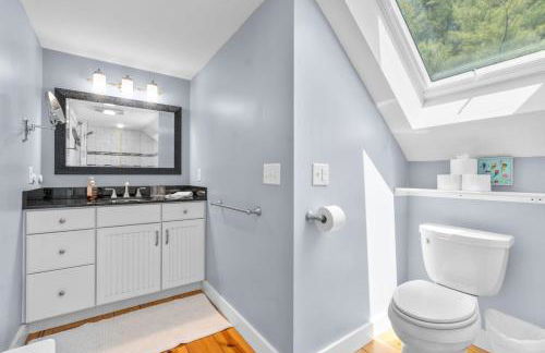 Gorgeous Home 1 mile to Beach and near Cape Cod Bikepath - Foto 38