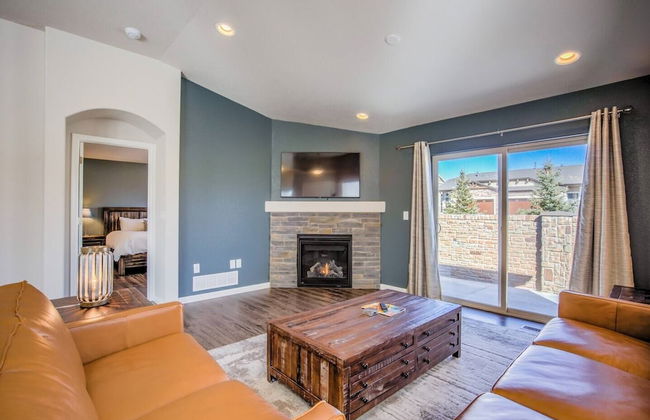 4BR Modern Townhome Close to Usafa! - Foto 1
