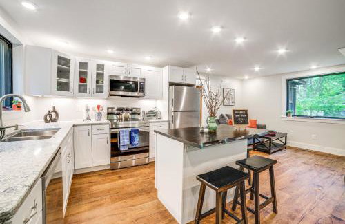 Sawyer Retreat with Fire Pit Less Than 2 Mi to Beaches! - Foto 10