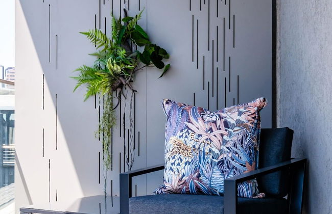 Deluxe Urban Retreat Summit on Quarter - Foto 11