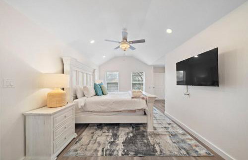 Bayfront Home with Private Pool, Pier, and Firepit - Foto 71