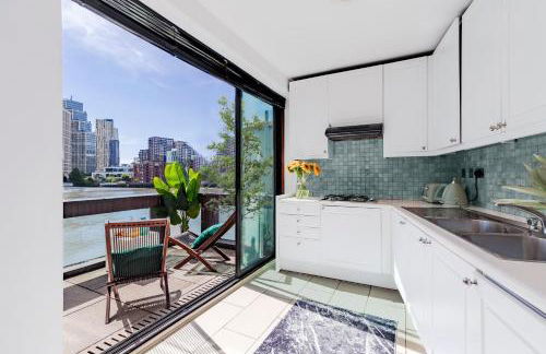 Divine Views from a Breathtaking LuxXe City Penthouse for a Gracious Life Style - Photo 10