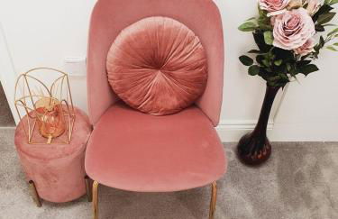 Deluxe Spacious Apartment in Chadwell Heath, London - Foto 1