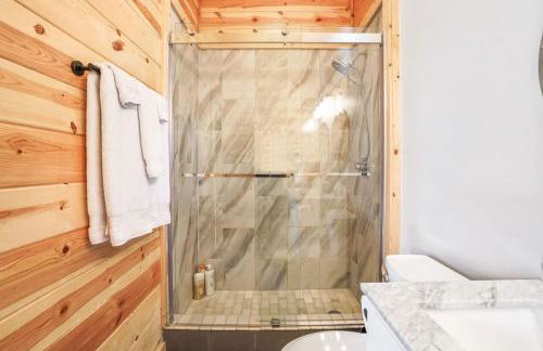 Fern Woods A modern take on Hocking Hills cabins - Foto 26