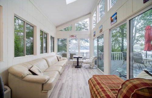 Catskills Lakefront with Hot Tub, Sauna and Theater - Foto 46