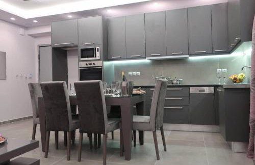 ΠΟΛΥΤΕΛΕΣ ΔΙΑΜΕΡΙΣΜΑ ΣΤΗΝ ΑΥΛΙΔΑ ΕΥΒΟΙΑ - Photo 26