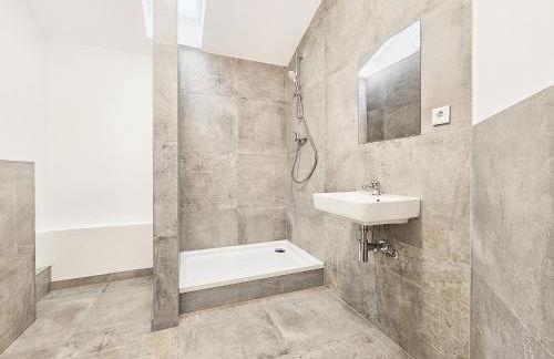 Tolstov Apartments - 3 , 4 and 5 Room Apartments - 20 Min zur Messe DUS - Foto 58