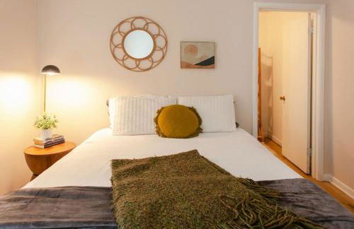 Classic & Cozy Apartments - Parking & Close to DW - Foto 1