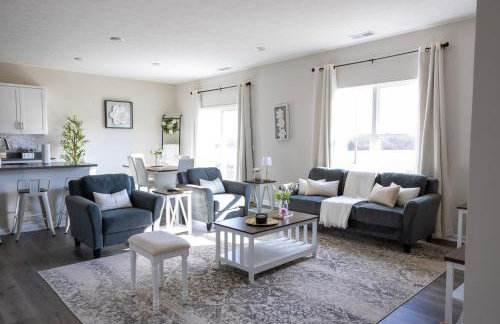 Holistic Campus Rental, LLC - Private Bedrooms in Shared Home with Shared Kitchen - Foto 1