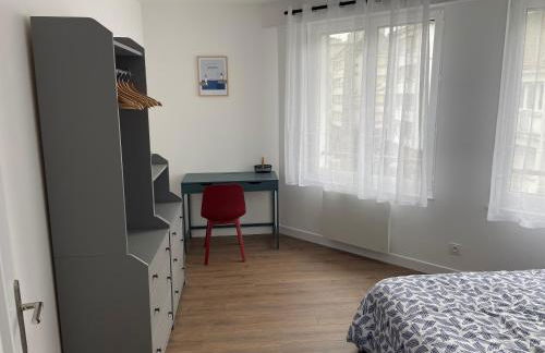 Appartement T2 - 202 - Hyper Centre - Intégralement rénové - Toutes commodités à pied - Foto 3