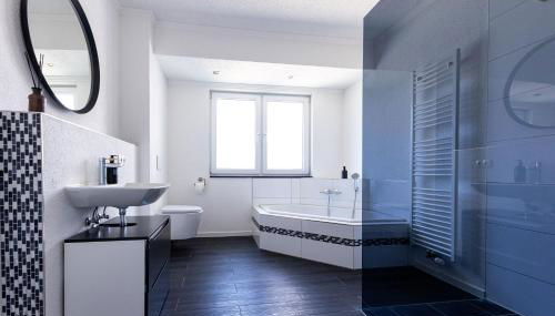 Design Apartment zentral für 6 in Andernach: Ausblick, WiFi, Küche - Foto 4, Shower