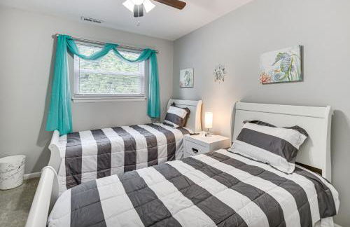 1 Mi to Beach Home with Patio and Grill in Hampton! - Foto 18