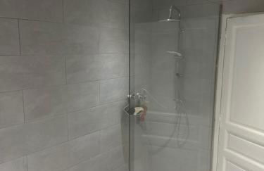 Peaceful Retreat Between Lake and Mountain Charming House Near Annecy and Aix-les-Bains - Foto 17