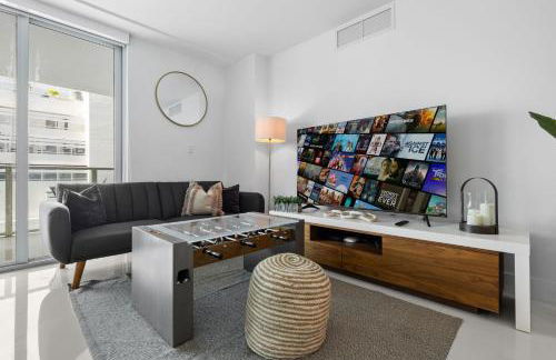 Luxury Condo with Rooftop Pool - 5-Min to Beach - Foto 43