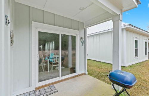 Beachy cottage near Sports Complex OWA beaches shopping restaurants mini golf Central to all the fun Foley has to offer - Foto 45