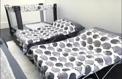 Sprocket Hollow Treetop A-Frame Log Cabin - Foto 49