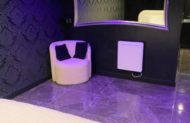 La Suite Marylin, Loft de 90m2 avec Sauna et Jacuzzi - Foto 34