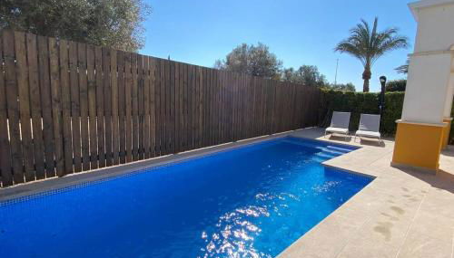Villa Alegre, Mar Menor Golf - 2 beds - 2 baths - private heated pool - solarium - family friendly - Foto 3, sunbed
