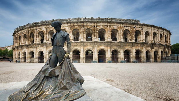 Visite privée dans Nîmes - Photo 2