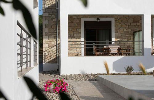 Michelangelo suites and apartments - Photo 18