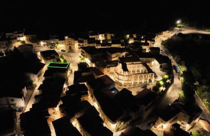 Nel borgo di Capri Leone - Foto 21