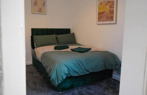 Modern 2-Bed House Free Parking Contractors & Families Friendly Rotherham - Foto 11