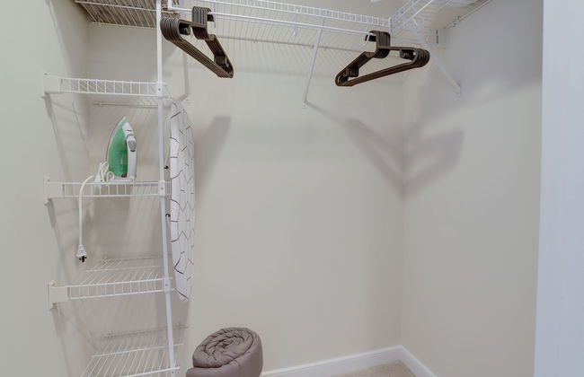 Fantastic 2BR Condo at Pentagon City - Photo 18