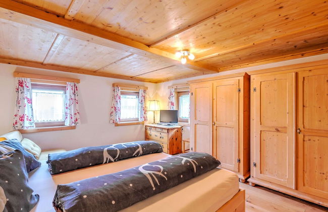 Holiday Home in Tyrol Near Ski Slopes - Foto 3