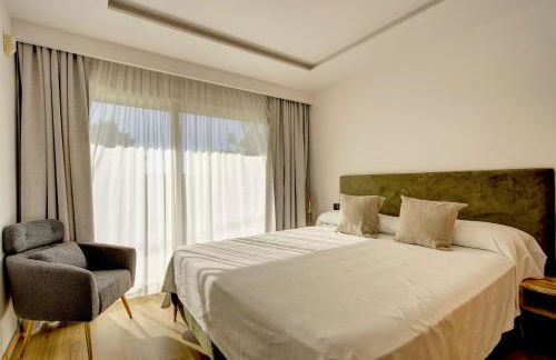 Talamanca 3-bedroom villa ensuite, nice sea view - Foto 30