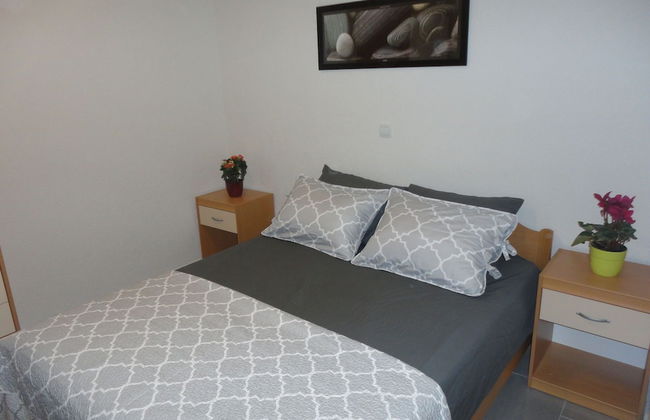 Adorable Apartment With Terrace & Beautiful Sea View Near the Sea Bay - Foto 8