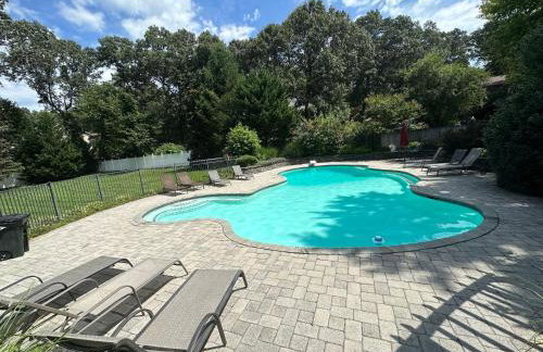 Large Home with Pool & 7 bedrooms; sleeps 21 - Foto 52