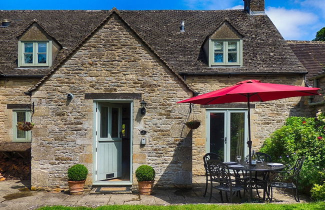 Greystones Cottage - Photo 1