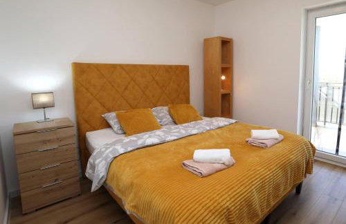 Apolo Apartments - Pool & Garden Retreat - Foto 10