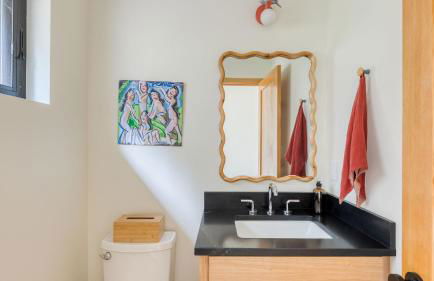 Rustic Arch Cape Getaway w/ Vibrant Interior Walk to the Beach Cape Wonder - Foto 38