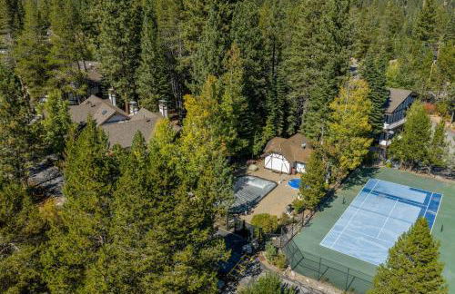 2BDR Condo - Three Minutes to Olympic Valley! - Foto 31