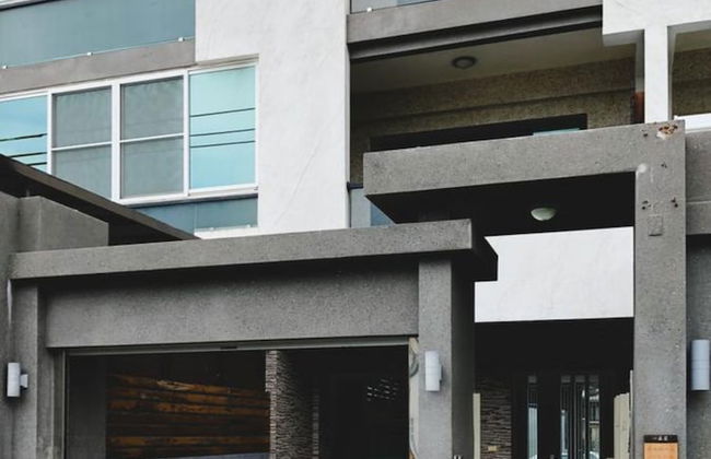 CHLOECHEN-Home - Photo 15