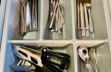 Kleine Auszeit -- inklusive Parkplatz & WiFi, Geschirrspüler, Waschmaschine & Terrasse mit Strandkorb -- Perfekt für Urlaub & Business - Foto 24