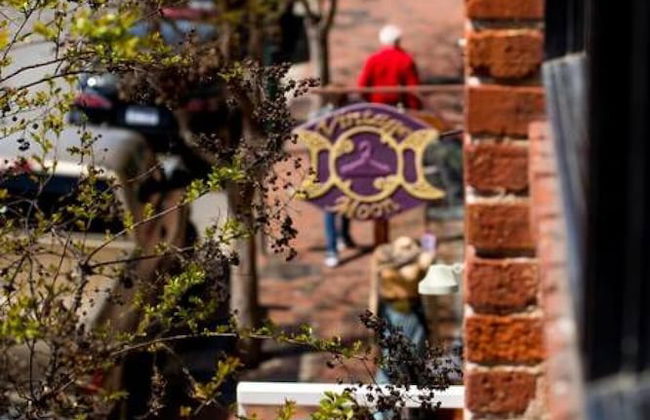 80 LEX 202 Iconic Location Park Free Off Street - Foto 58