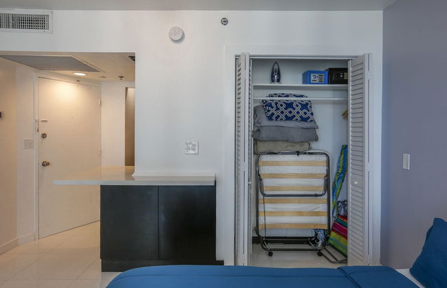 Miami Beach Apartments by MiaRentals - Foto 23