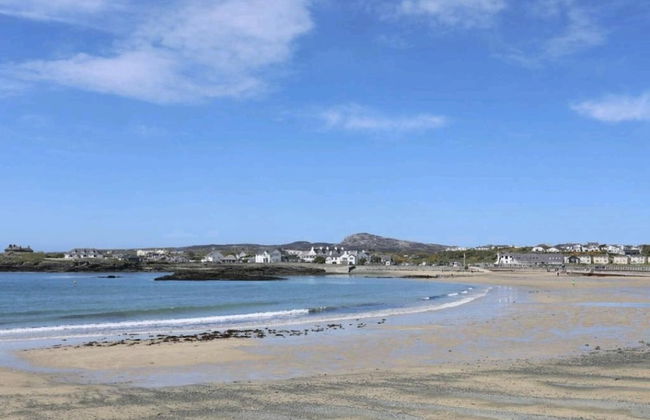 Lligwy House - Charming 3-bed House in Holyhead - Photo 20