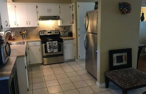 West Linn Relaxing Entire Home WiFi TV Yard BBQ Eateries - Foto 45