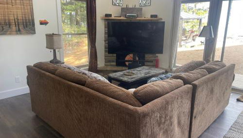 Beautiful Overlooking Shoreline 3BDR Chalet ➠18396 - Foto 4, Other