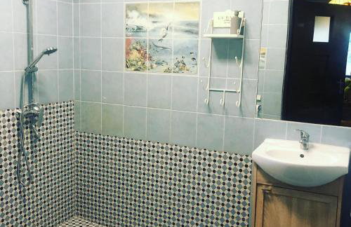 Kurort Mirowice-domek w lesie, z balią z jacuzzi i hydromasażem - Foto 28