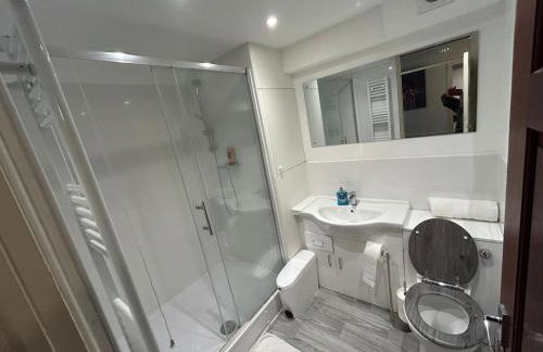 3 bed family home northwood London suburbs - Foto 15