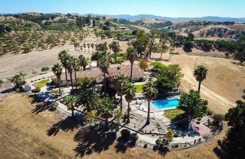 Hilltop Oasis - Foto 31