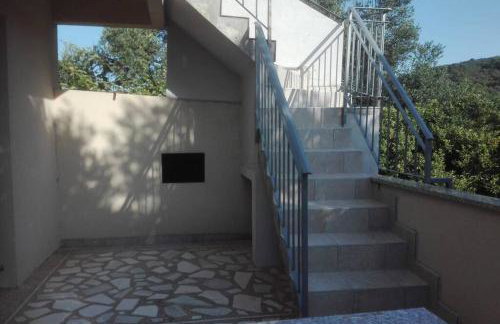 One bedroom apartment with two terraces in an orchard - Photo 7